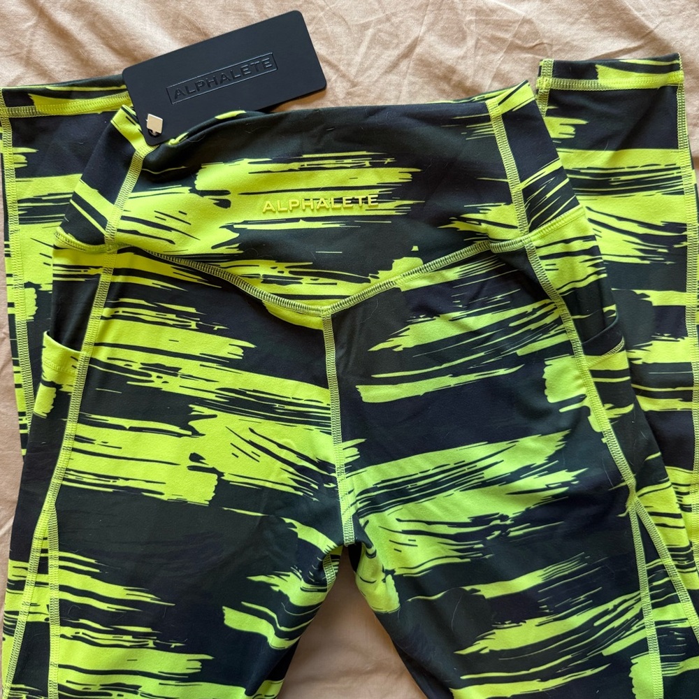 Alphalete Lime and Black Patterned Leggings